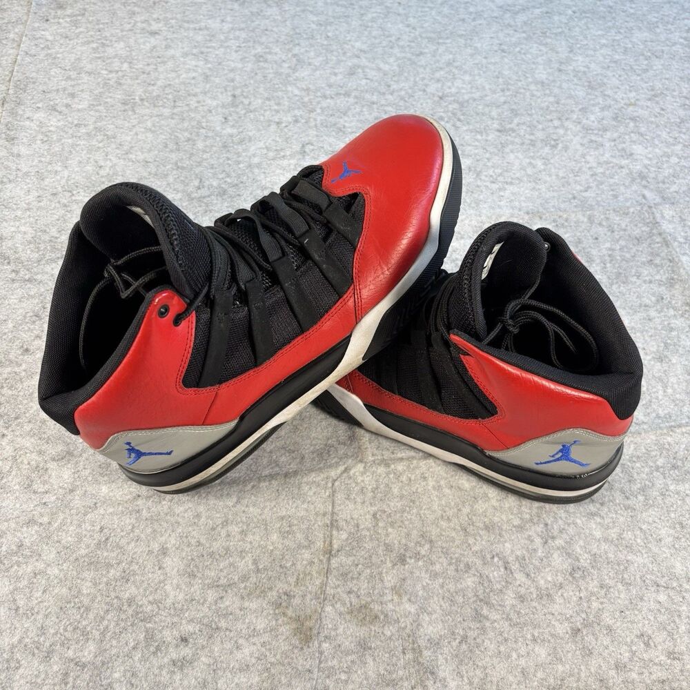 AQ9084-600 - Mens 11 - Nike Air Jordan Max Aura University Red / Hyper Royal